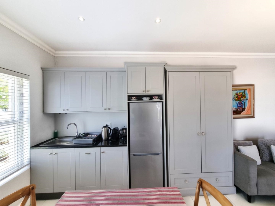 2 Bedroom Property for Sale in Westcliff Western Cape